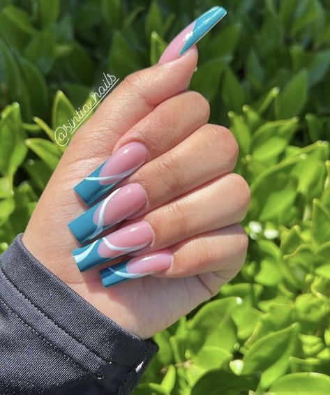 Tiffany Blue French Tip Nails, Teal Nails Ideas, Blue And Green Nails Designs, Era Nails, Graffiti Nails, Nails Minimalist, Custom Nails, Lines Design, Simple Acrylic