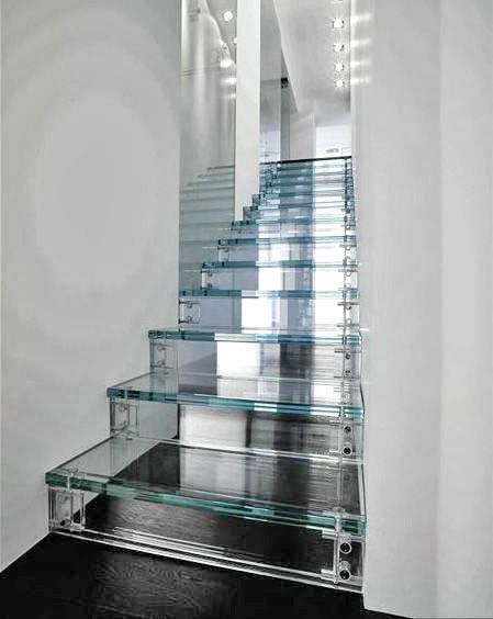 Glass Stair, Glass House Design, Supraviețuire Camping, Escalier Design, Glass Stairs, Glass Staircase, Stair Case, Take The Stairs, Stair Steps