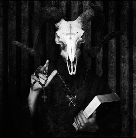 Nightmare Demon, Satanic Aesthetic, Satanic Rules, Dark Satanic, Creepy Dark, Goat Skull, Creepy Images, Scary Creepy, Eye Pictures