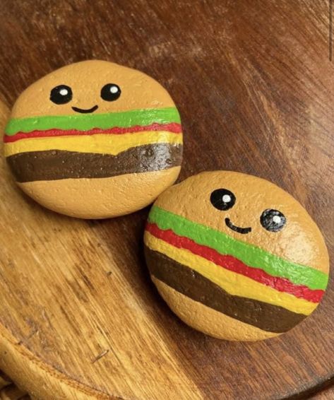 Paint Rock Ideas Easy, Draw On Rocks Ideas, Creative Rock Painting, Painting Ideas For 3 People, Easy Paint Rocks Ideas, Painting On A Rock, Rocks To Paint Ideas, Cute Stone Art, Painted Rocks Kids Food