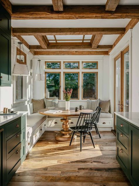 A stunning craftsman home is restored to its former glory in San Francisco Craftsmen Style Home, 1920s Craftsman Bungalows Interior, Oak Kitchen Flooring, Small Bungalow Interior, Craftsman Bungalows Interior, San Francisco Bedroom, Craftsmen Kitchen, Craftsman House Interior, Craftsman Style Homes Interior