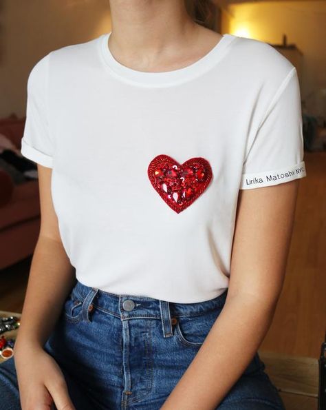 Lirika Matoshi, T Shirt Painting, Cute Shirt Designs, Embroidery On Clothes, Embroidery Fashion, Teen Fashion Outfits, Cute Shirts, Red Heart, Diy Fashion