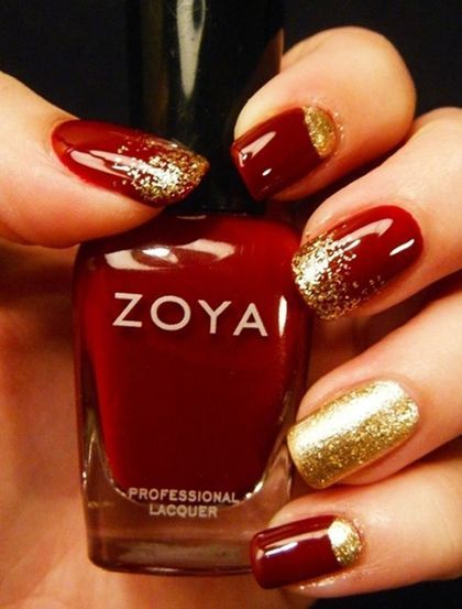 32 Beautiful Examples of Gold Glitter Nail Polish Art Golden Nails Designs, Red And Silver Nails, Golden Nail Art, Gold Glitter Nail Polish, Manicured Nails, Red And Gold Nails, Golden Nails, Bridal Nail Art, Gold Nail Polish