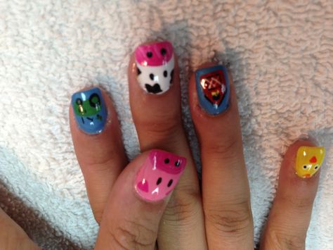 Farm animal nails Farm Animal Nails, Farm Nails, Pig Nails, Nails Funky, Animal Nail Designs, Frozen Bday Party, Funky Nail Art, Fingernail Designs, Girl Nails