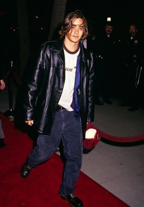 Jared Leto Jared Leto 2000s, Jared Leto Street Style, Jared Leto 90s, Jared Leto Style, Jordan Catalano, Leather Jacket Outfit Men, Evolution Of Fashion, Leather Jacket Style, Leather Jacket Outfits