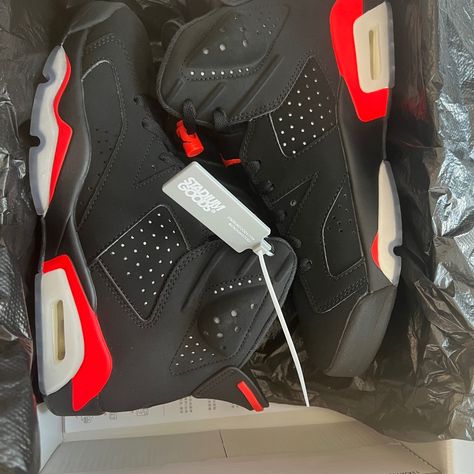 Air Jordan 6 Retro "Infrared - 2019 Release" Red And Black Jordans, Jordans 6, Cavalier Boots, Black Chuck Taylors, Black Chucks, Retro Boutique, Jordan Retro 6, Air Jordan 6 Retro, Black Jordans