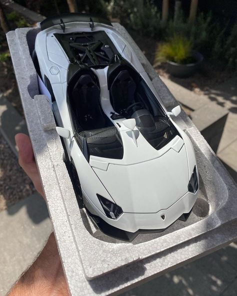 Mr_Lamborghini_collector on Instagram: “Another Lamborghini arrived.  Lamborghini Aventador J by Autoart Signature. #autoart #autoartsignature #diecast#diecastcollector…” Lamborghini Aventador J, Autoart Diecast, Scale Models Cars, Lamborghini Aventador, Model Cars, Diecast Cars, Car Art, Scale Model, Scale Models