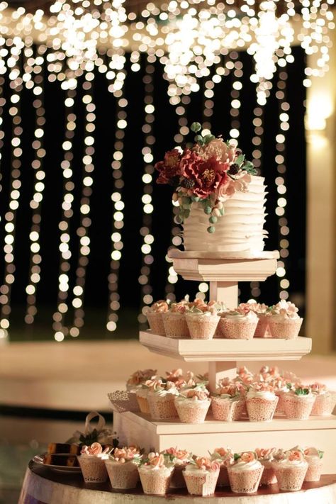 Sweet Corner Wedding, Wedding Desert, Sweet Corner, Wedding Organizer Planner, Wedding Plan, Bali Wedding, Desert Wedding, Wedding Vows, Wedding Planners