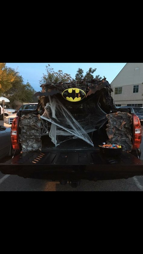 Trunk Or Treat Bat Cave Cave Trunk Or Treat, Trunk Or Treat Bat, Church Trunk, Trunker Treat Ideas, Homecoming Floats, Trunk Or Treat Ideas, Knight Party, Bat Cave, Batman Birthday Party