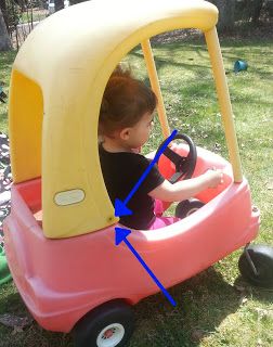 Diy Cozy Coupe, Little Tikes Makeover, Cozy Coupe Makeover, Diy Outdoor Toys, Kids Play Equipment, Kids Outdoor, Little Tikes, Diy Repair, Kids Corner