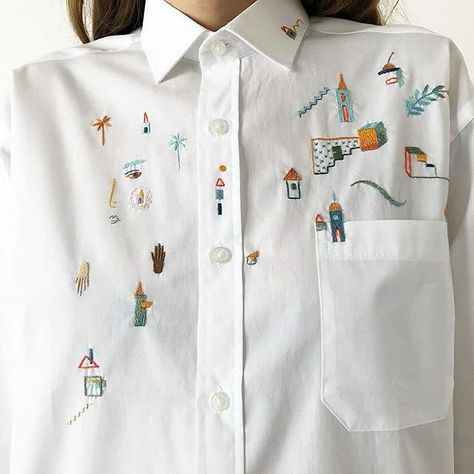 Patterns Outfit, Clothes Embroidery Diy, Embroidery Tshirt, Handmade Embroidery Designs, Pola Sulam, Embroidery On Clothes, Cute Embroidery, Simple Embroidery, 자수 디자인