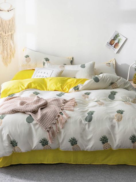 Pineapple Print Sheet Set -SheIn(Sheinside) Tropical Bedding Sets, Pineapple Bedding, Yellow Bedding Sets, Cheap Bedding Sets, Yellow Bedding, Bedroom Wall Colors, Cute Bedroom Decor, Pineapple Print, Printed Sheets