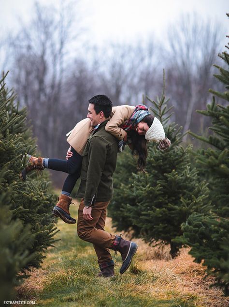 New England winter outfits // shopping at a christmas tree farm Christmas Tree Farm Pictures, Tree Farm Photo Shoot, Christmas Tree Farm Photos, Christmas Instagram Pictures, Christmas Couple Pictures, Best Couple Pictures, Image Couple, Farm Photo, Winter Engagement Photos