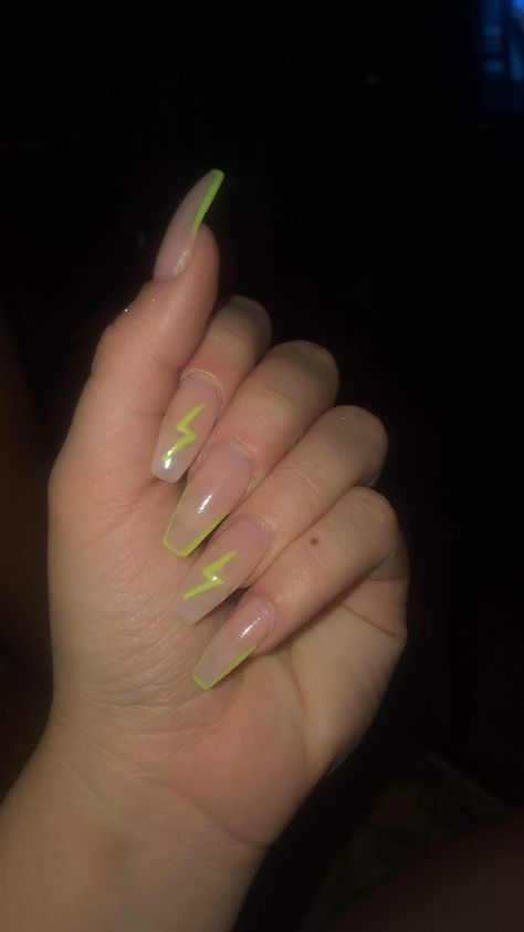 Neon green clear coffin stilletto nails lightning bolt Clear Neon Nails, Green Nails Acrylic Long, Nails With Lightning Bolt, Neon Green Nails Acrylic, Green Nails Acrylic Short, Nails Lightning Bolt, Bolt Nails, Bb Nails, Green Nails Acrylic