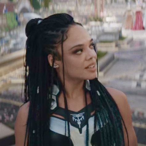 Valkyrie Hairstyles Thor, Dc Widgets, Valkyrie Icon, King Valkyrie, Mcu Icons, Icons Marvel, Marvel Multiverse, Down Bad, Thor Love And Thunder