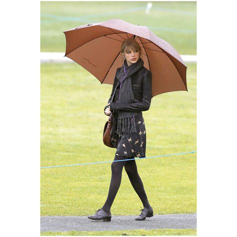 Image detail for -Taylor Swift wears a cat inspired dress as she... ❤ liked on Polyvore Princess Diana Memorial, Diana Memorial, Western Girls, Taylor Swift Web, Swift Photo, Under My Umbrella, Rain Gear, Taylor Swift Pictures, Fifty Shades Of Grey