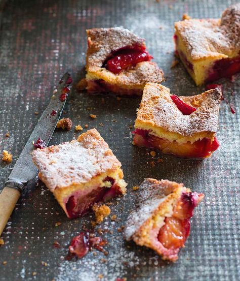 Plum Recipes Cake, Plum Cakes, Custard Cake Recipes, Plum Recipes, Fruit Cakes, Double Cream, Recipes Cake, Pound Cakes, Plum Cake