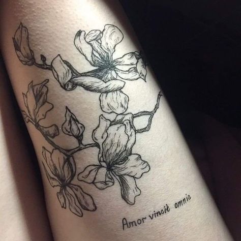 Vintage Feminine Tattoo, Bird Tattoos For Women Shoulder, Monet Inspired Tattoo, Symmetrical Shoulder Tattoo, 16 Tattoo, Tattoos With Kids Names, Botanical Tattoo, Dainty Tattoos, Reproductive Rights