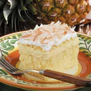 Hawaiian Wedding Cake Hawaiian Wedding Cake Recipe, Brze Torte, Hawaiian Wedding Cake, Pineapple Pudding, Hawaiian Cake, March Wedding, Wedding Cake Recipe, A Piece Of Cake, Hawaiian Wedding