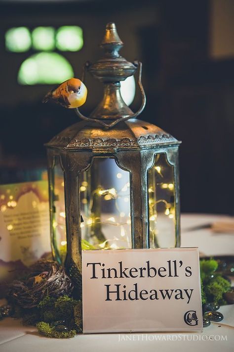 Peter Pan Wedding, Disney Wedding Centerpieces, Fairytale Wedding Decorations, Wedding Table Themes, Peter Pan Party, Lantern Decor Wedding, Fairytale Decor, Disney Wedding Theme, Wedding Themes Summer