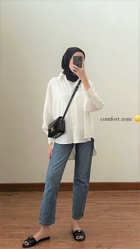 Simple Outfits Hijab, Jeans Outfit Hijab, Outfit Hijab Simple, Outfit Ngampus, Outfit Hijab Casual, Ootd Hijab Casual, Simple Casual Outfits, Muslim Outfits Casual, Hijab Style Casual