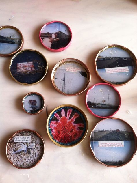 How To Make Resin Photo Magnets #home #decor #refrigerator Resin Magnets, Picture Magnets, Resin Photo, Diy Magnets, How To Make Resin, Magnet Crafts, Diy Picture, Jam Jar, Upcycled Crafts