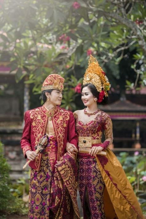 Pengantin Bali, Prewedding Bali, Adat Bali, Indonesian Kebaya, Foto Pertunangan, Kebaya Modern Dress, Indonesian Wedding, Hijab Dress Party, Nikah Dress