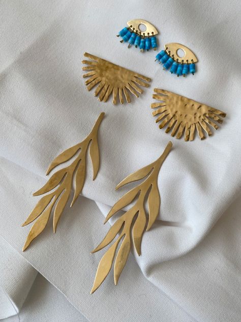 Various pairs of handmade earrings, all in brass with sterling silver posts. Perfect for your spring or summer wedding. Head to our website so you can check them out Sawing Jewelry, Handmade Jewelry Display, Brass Jewellery, Beaded Necklace Diy, Porcelain Jewelry, Earrings Inspiration, Blue Jewelry, Brass Jewelry, Jewelry Inspo