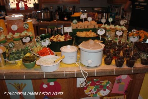 Tractor Birthday Party Food, Tractor Birthday Party Theme, John Deere Tractor Party, John Deere Birthday Party, John Deere Party, John Deere Birthday, Pork Crockpot Recipes, Tractor Birthday Party, Tractor Party