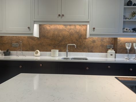 https://flic.kr/p/2i1SvsR | Aged Copper Multi Section Splashback 1 | Multi Section Aged Copper Splashback Aged Copper Backsplash, Copper Splashback Kitchen, Splashback Kitchen Ideas, Kitchen Splashback Designs, Copper Splashback, Kitchen Feature Wall, Copper Kitchen Backsplash, Cottage Vibes, Copper Interior