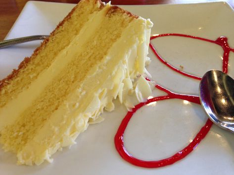 Limoncello Cake with Marscarpone Frosting: Limoncello Cake with Mascapone Frosting Mascarpone Frosting Recipe, Cake With Mascarpone Frosting, Limoncello Cake, Cake With Mascarpone, Mascarpone Recipes, Limoncello Recipe, Mascarpone Frosting, Coconut Dessert, Brownie Desserts