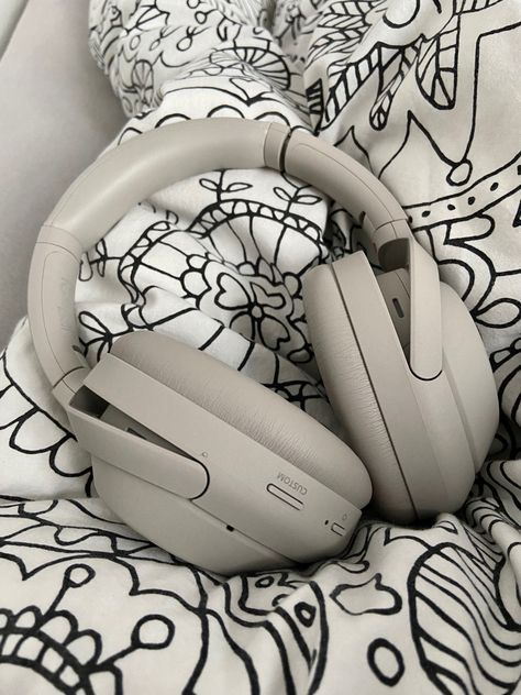 Headphones Sony, Headphone Decoration, Sony Phone, Cute Headphones, Sony Headphones, White Headphones, Nintendo Switch Accessories, Comfort Gray, Headphone Accessories