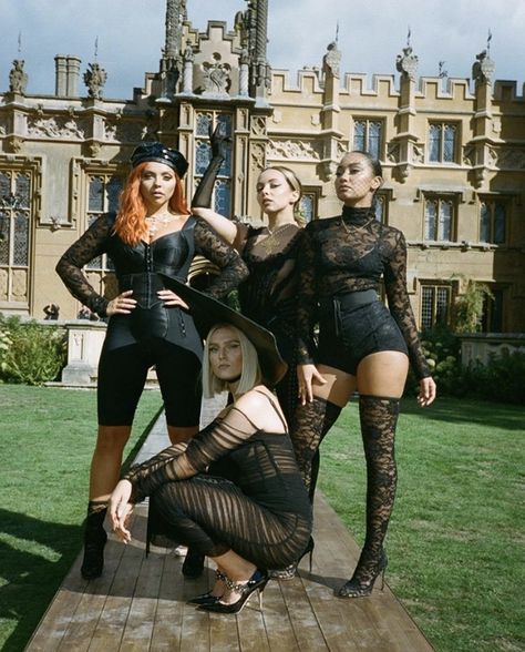 Little Mix Photoshoot, Jessy Nelson, Woman Like Me, Little Mix Outfits, Stile Kendall Jenner, Litte Mix, Jesy Nelson, Perrie Edwards, Talent Show