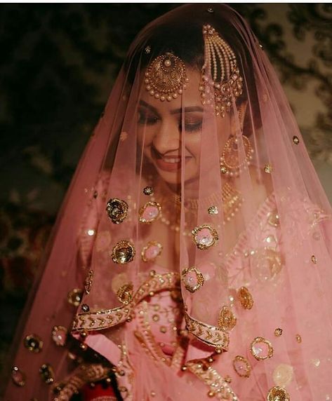 Veil Shots, Nikah Dress, Indian Wedding Bride, Punjabi Bride, Bride Photoshoot, Bengali Wedding, Bride Poses, Bridal Poses, Indian Wedding Planning