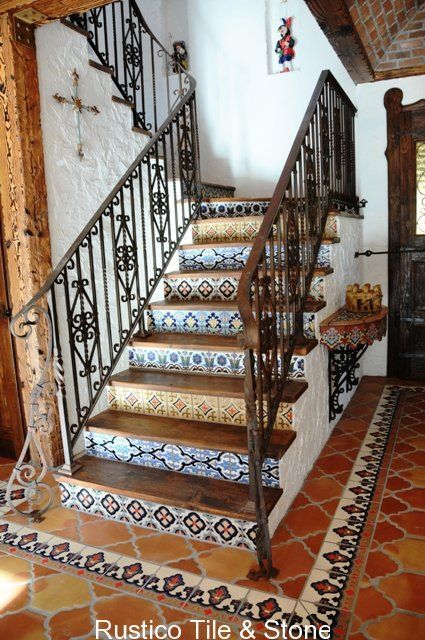 Maybe outside stairs. Mexican Tile Stairs, Spanish Gothic, Style Hacienda, Spanish Style Decor, Mexican Interiors, Spanish Decor, Tile Stairs, Mexican Home, Casas Coloniales