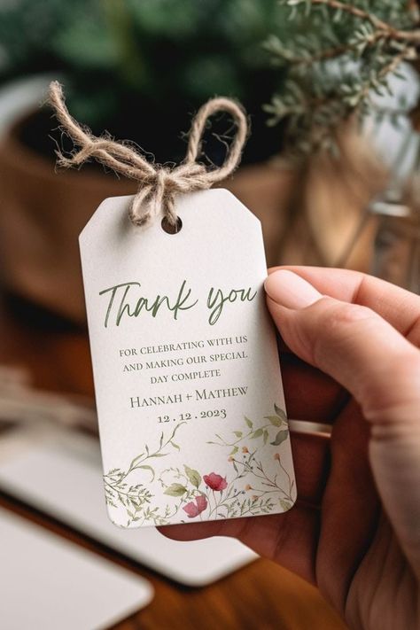 Thank You Tag, Thank You Card Wedding, Wedding Giveaways Ideas Souvenirs, Thanks Card Wedding, Bridesmaid Package, Belitung Island, Souvenir Tags, Green Floral Wedding, Modern Floral Wedding