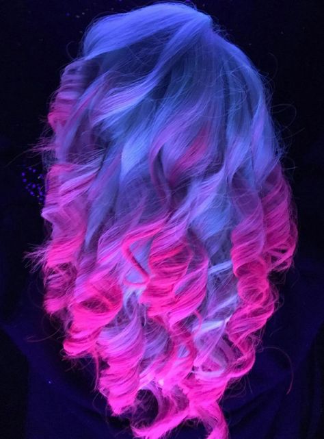 Electric glow in the dark purple pink ombre dyed hair color @vpfashion Ombre Dyed Hair, Glow In The Dark Hair, Neon Hair Color, Dark Hair Dye, Sunset Hair, Purple Ombre Hair, Glow Hair, Best Hair Dye, Work Hair