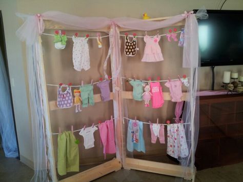 baby shower clothes line Baby Shower Clothes Line, Shower Clothes Line, Shower Clothes, Baby Shower Clothes, Baby Countdown, Girl Baby Shower Decorations, Clothes Girl, Pink Party, Boho Baby Shower