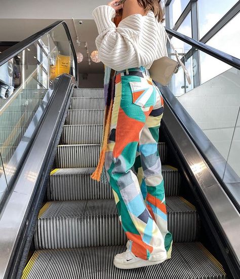 JADED LONDON on Instagram: “Fancy pants indeed @jacquiealexander 🎨” Fun Pants Aesthetic, How To Style Funky Pants, Funky Pants Aesthetic, Funky Pants Outfits, Funky Winter Outfits, Jacquie Alexander, Funky Streetwear, Maximalist Outfit, Like Aesthetic