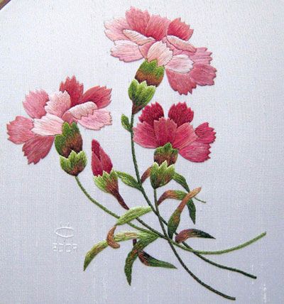 needle painting by Margaret Cobleigh Carnation Flower, Hand Embroidery Flowers, Embroidery Patterns Vintage, Learn Embroidery, Brazilian Embroidery, 자수 디자인, Hand Embroidery Pattern, Silk Ribbon Embroidery, Crewel Embroidery