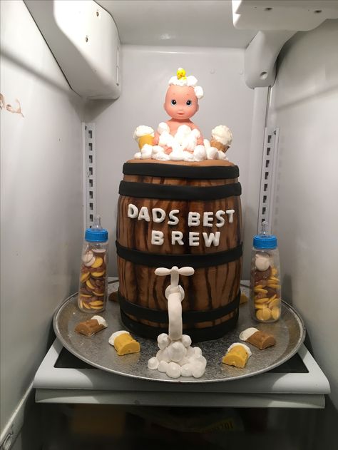 Beer barrel baby shower fondant cake. A baby brewing cake. #elleiciawalters #bakenbits Modern Baby Shower Games, Funny Baby Shower Games, Baby Is Brewing, Baby Shower Prizes, Beer Barrel, Baby Shower Bbq, Coed Baby Shower, Birthday Cakes For Men, Shower Cupcakes