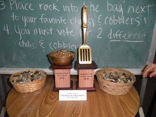 Dan's Woodshop: Chili and Cobbler Cook-off Trophies Chili Trophy, Homemade Trophies, Diy Trophy, Golden Bowl, Food Competition, Cooking Contest, Culinary Classes, Chili Bowl, Chili Cook Off