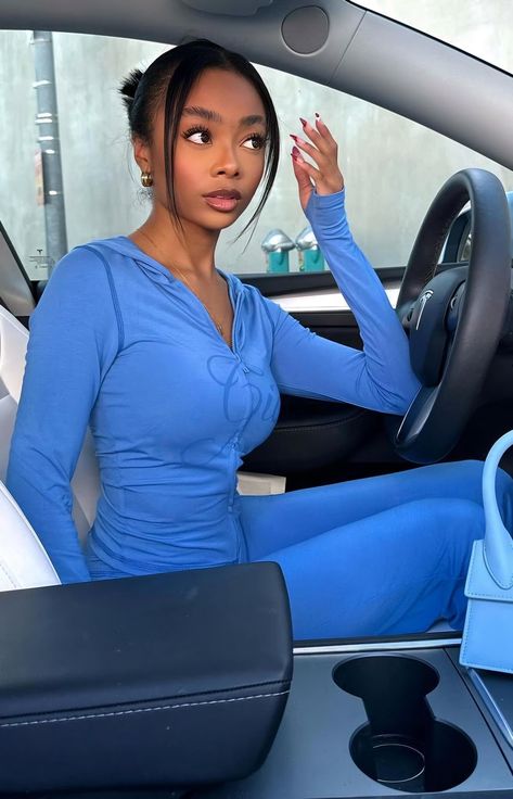 Skai Jackson Aesthetic, Skye Jackson, Skai Jackson Hairstyles, Jackson Instagram, Jackson Aesthetic, Skai Jackson, Black Celebrities, Muslimah Aesthetic, Girl Inspiration