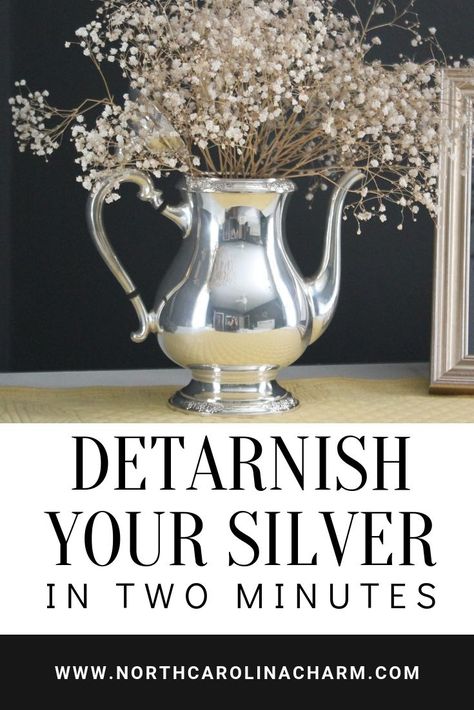 Cleaning Images, Cleaning Tarnished Silver, Home Cleaning Remedies, Human Psychology, Household Help, How To Clean Silver, Homemade Cleaning Solutions, Cleaning Silver Jewelry, Homemade Cleaning Products