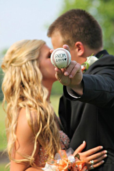 Baseball Used Equipment  #BaseballPictures Prom Pictures Baseball Photo Ideas, Prom Pictures Couples Baseball, Prom Pics On Baseball Field, Baseball Prom Pictures, Boyfriend Promposal, Prom Ideas Pictures, Couple Prom Pictures, Hoco Poses, Baseball Couples