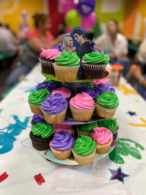 Disneys Zombies Birthday Party, Zombies Disney Party Ideas, Disney Zombies Cupcakes, Disney Zombies Birthday Cake, Zombies Disney Party, Zombies 2 Disney Party, Disney Zombies Birthday Party, Zombie Birthday Cakes, Disney Zombie