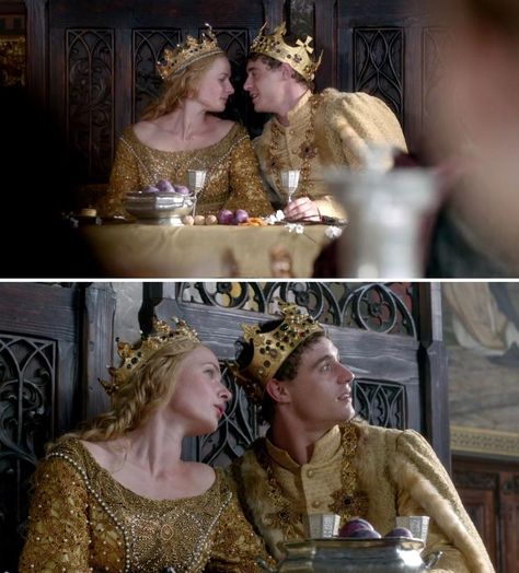 The White Queen (2013) Starring: Rebecca Ferguson as Elizabeth Woodville, the "White Queen" and consort to Edward IV; and Max Irons as Edward IV of England. White Queen Costume, The White Queen Starz, Anne Neville, Novel Romance, Edward Iv, Elizabeth Woodville, Max Irons, Spanish Princess, The White Queen