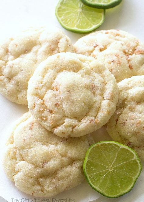 Chewy Coconut Lime Sugar Cookies - Super soft and chewy coconut lime cookies with a hint of lime. the-girl-who-ate-everything.com Lime Sugar Cookies, Swig Cookies, The Girl Who Ate Everything, Lime Cookies, Lime Recipes, Coconut Cookies, Coconut Lime, Sugar Cookies Recipe, Toasted Coconut