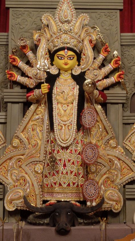 Durga Maa Wallpaper, Ma Durga Wallpaper, Durga Wallpaper, Zodiac Sign For October, Durga Idol, Mata Kali, Navratri Puja, Kali Statue, School Wallpaper