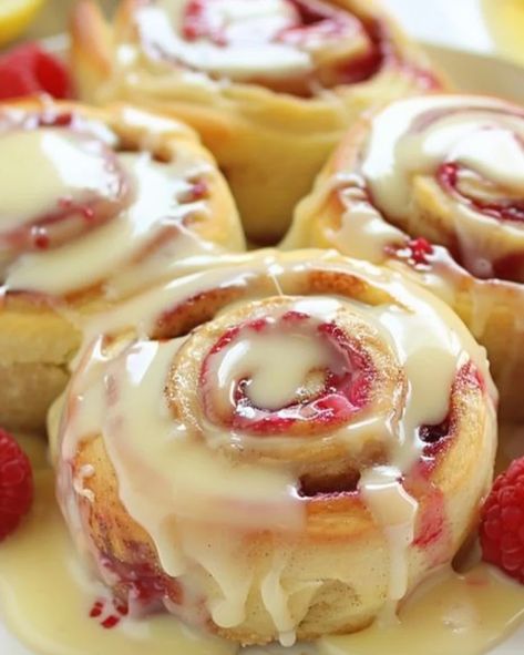 Raspberry Cinnamon Rolls with Lemon Glaze Recipe Raspberry Cinnamon Rolls, Brunch Recipies, Optimal Recipes, Lemon Glaze Recipe, Raspberry Bread, Easy To Bake, Coffee Buttercream, Cinnamon Twists, Cinnamon Rolls Easy